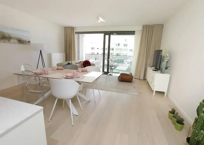 Apartment Stunning Sea View In *